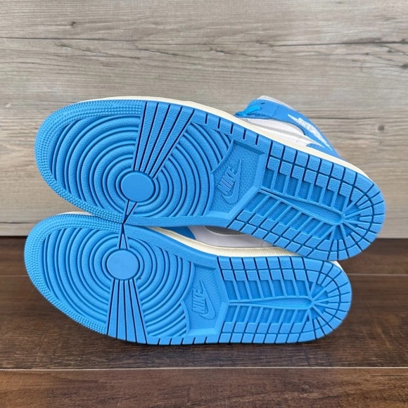 Nike Air Jordan 1 Mid Womens Size 9 Dark Powder Blue Summit Grey BQ6472 400 - Picture 5 of 5